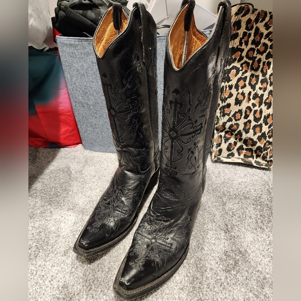 Black Leather Cowboy Boots